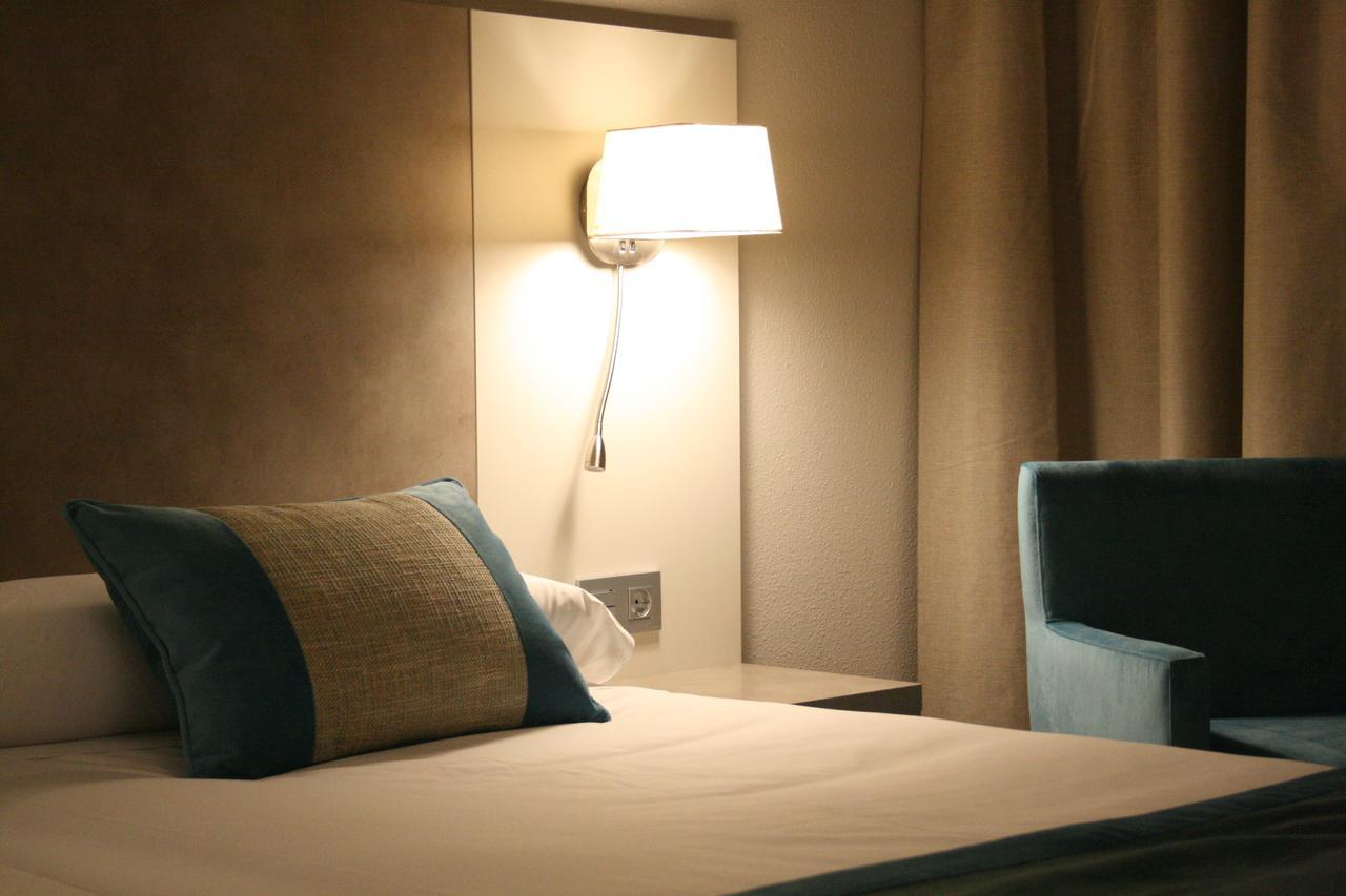 Hotel & Spa Real ฮากา ภายนอก รูปภาพ