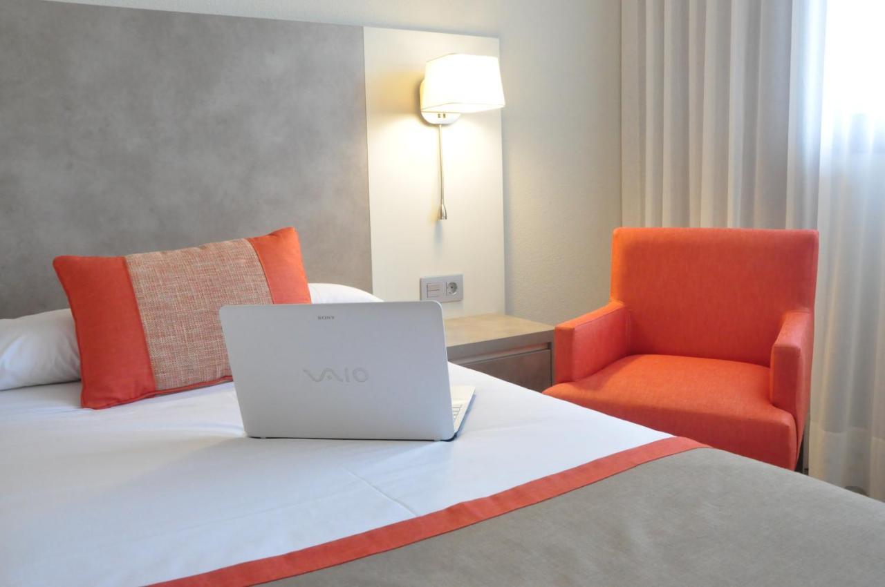 Hotel & Spa Real ฮากา ภายนอก รูปภาพ
