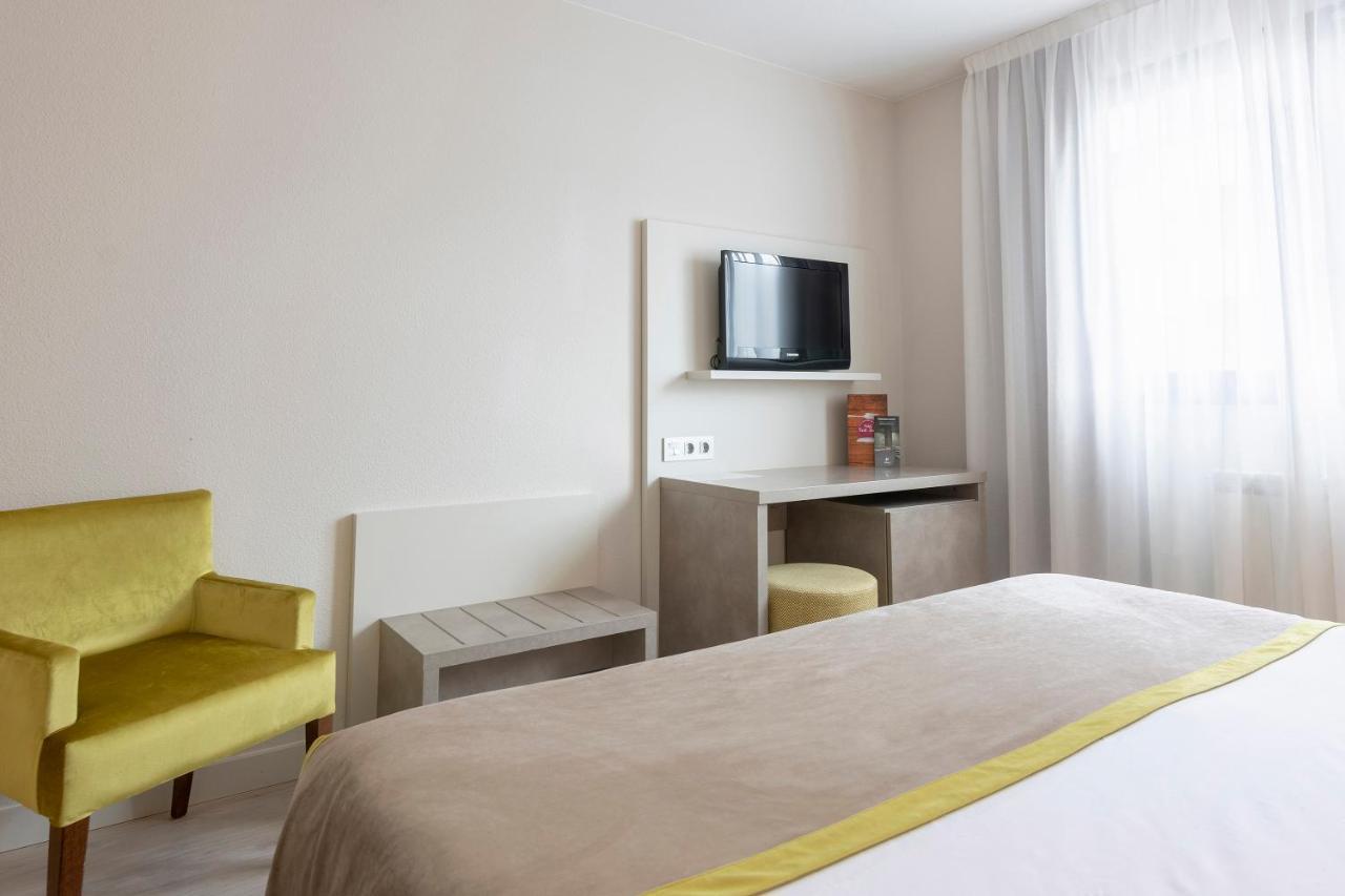 Hotel & Spa Real ฮากา ภายนอก รูปภาพ